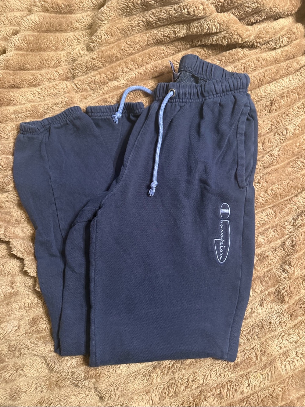 Champion Women’s Navy Logo Sweatpants